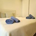 Sea View 2Br Beachfront & Cozy Balcony Marbella